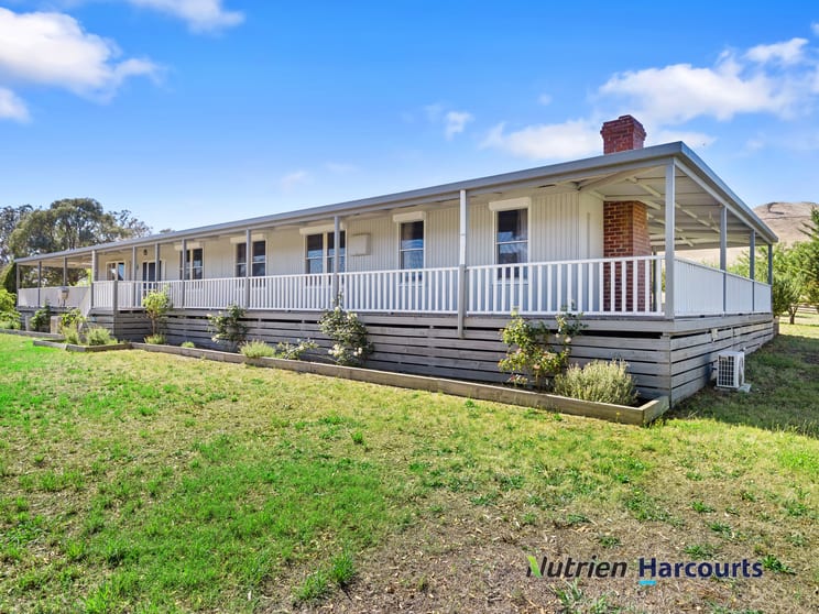 Click to view all images 17 King Parrot Creek Road Kerrisdale VIC 3660 - Image 2