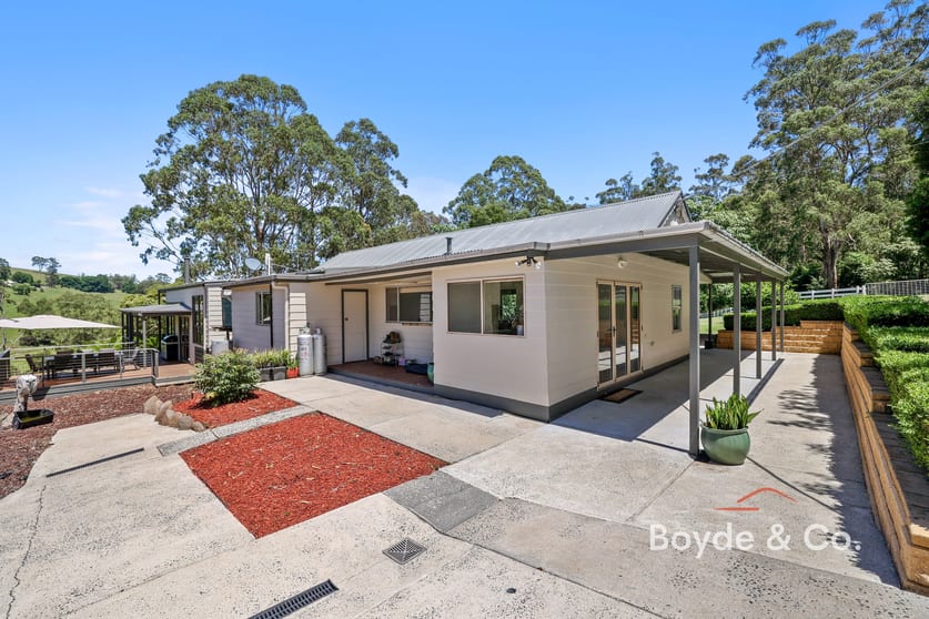 Click to view all images 1195 Coalville Road Narracan VIC 3824 - Image 2