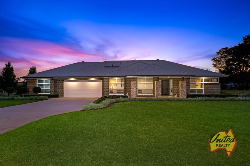 Click to view all images 395 Mount Hercules Road Razorback NSW 2571 - Image 3