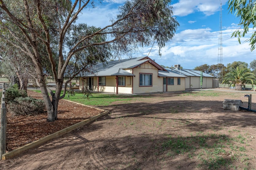 Click to view all images 217 Mallee Road Walker Flat SA 5238 - Image 2