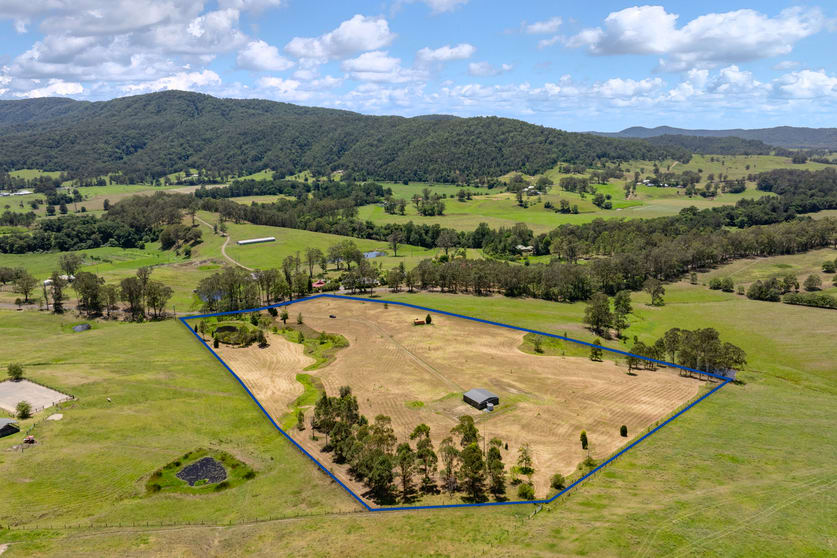 Click to view all images 703 Fosterton Road Dungog NSW 2420 - Image 1