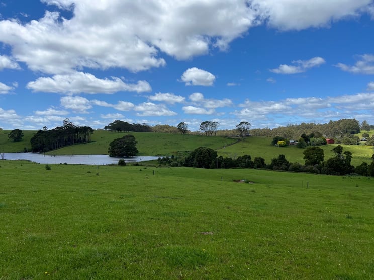 Click to view all images 1119 Mawbanna Road Mawbanna TAS 7321 - Image 2