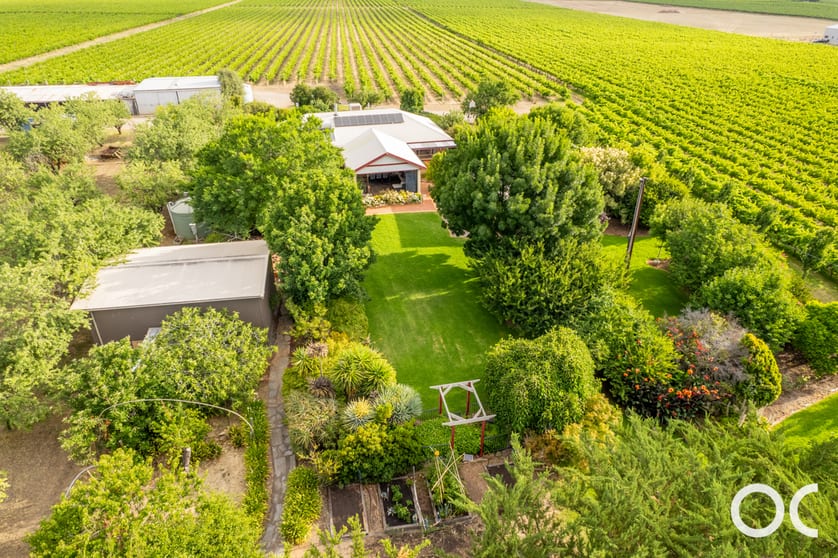 Click to view all images 398 Colville Road Sellicks Hill SA 5174 - Image 2