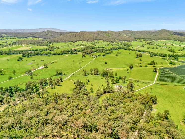 Click to view all images 55 Lower Buckra Bendinni Road Bowraville NSW 2449 - Image 3