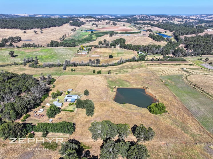 Click to view all images 238 Wade Road Brookhampton WA 6239 - Image 1
