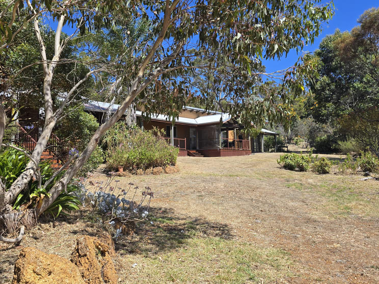 Click to view all images 1179 St Werburghs Road Mount Barker WA 6324 - Image 3