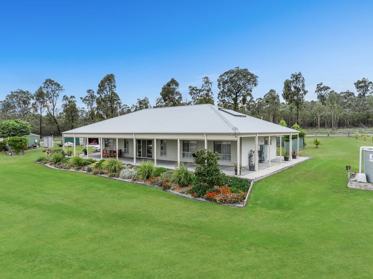 Click to view all images 52 Bibaringa Court Seaton VIC 3858 - Image 1