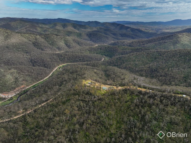 Click to view all images 3730 Great Alpine Road Tambo Crossing VIC 3893 - Image 3