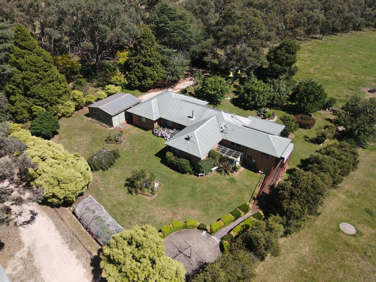 Click to view all images "Abbyville" 90 Convent Lane Borenore NSW 2800 - Image 2
