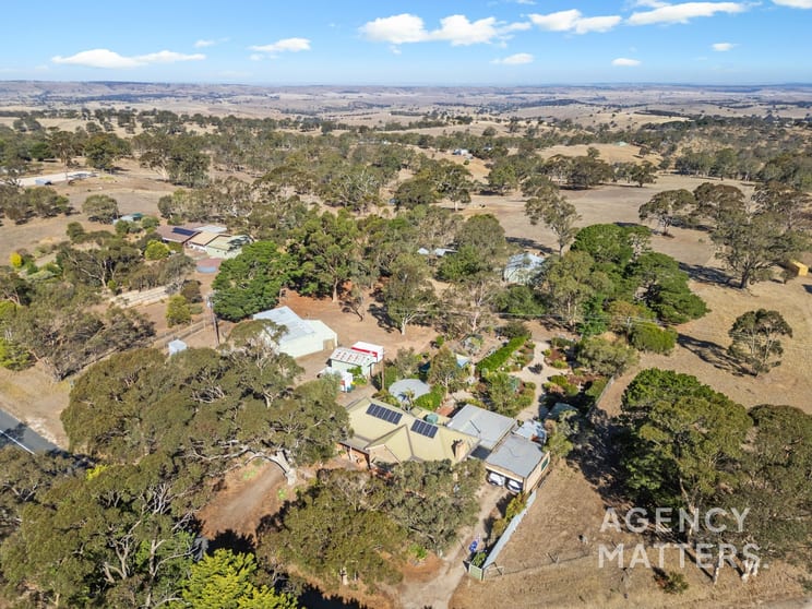 Click to view all images 238 Harrogate Road Brukunga SA 5252 - Image 1