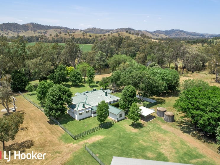 Click to view all images 718 Namoi River Road Manilla NSW 2346 - Image 1