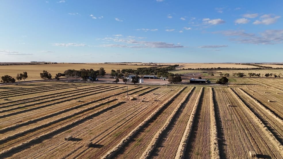 Click to view all images 705 Lomos North Road Bulyee WA 6306 - Image 2