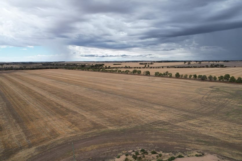 Click to view all images 705 Lomos North Road Bulyee WA 6306 - Image 3