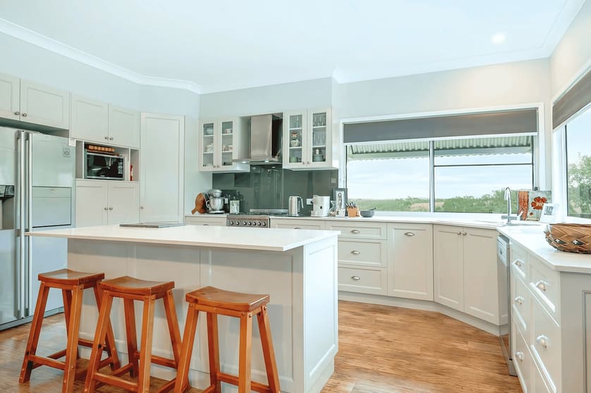 Click to view all images 145 Groomsville Plainby Road Groomsville QLD 4352 - Image 3