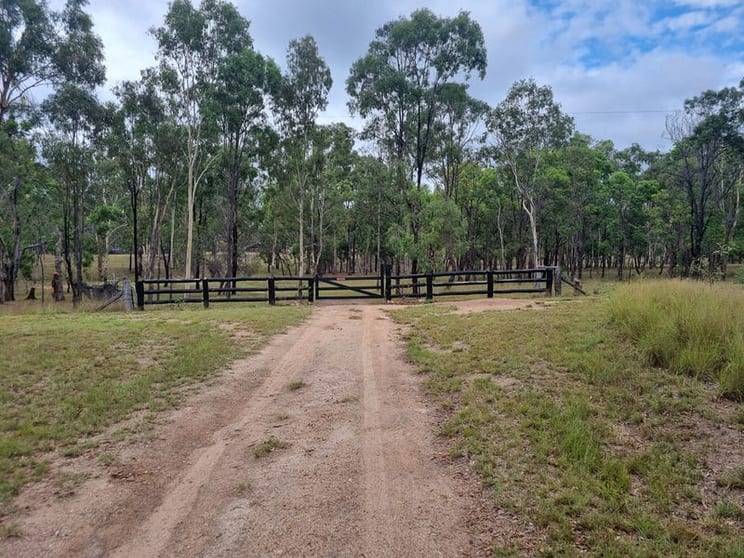 Click to view all images 12126 Chinchilla Wondai Road Ballogie QLD 4610 - Image 2