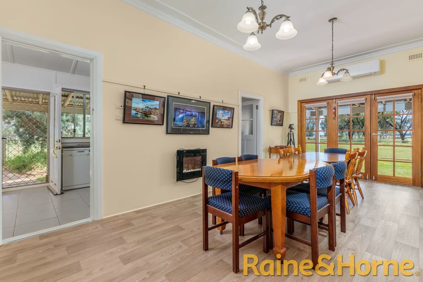 Click to view all images 29 East Coonamble Road Gilgandra NSW 2827 - Image 3