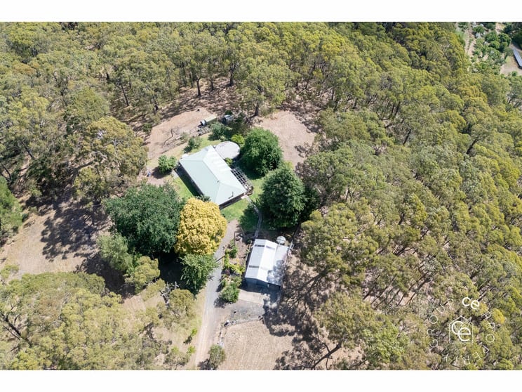 Click to view all images 201 Harris Road Lenswood SA 5240 - Image 2