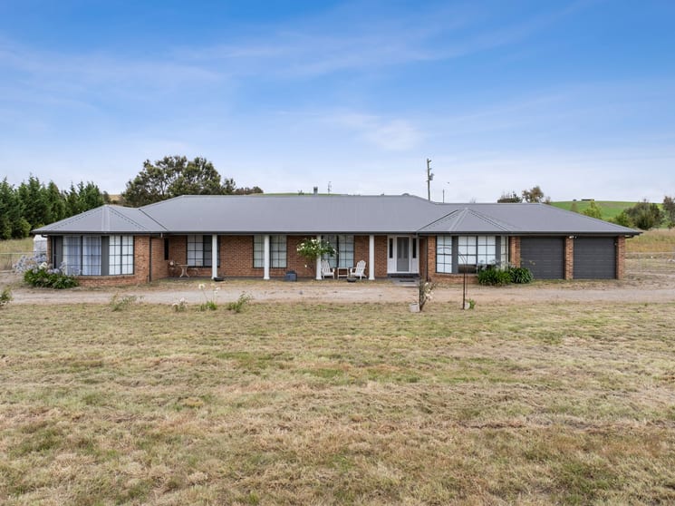 Click to view all images 91 Painters Lane Goulburn NSW 2580 - Image 1