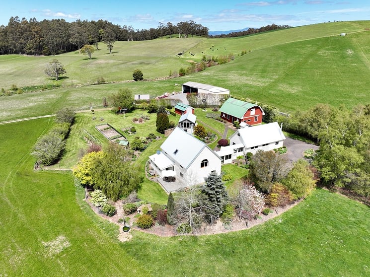 Click to view all images 174 Fabers Road Riana TAS 7316 - Image 2