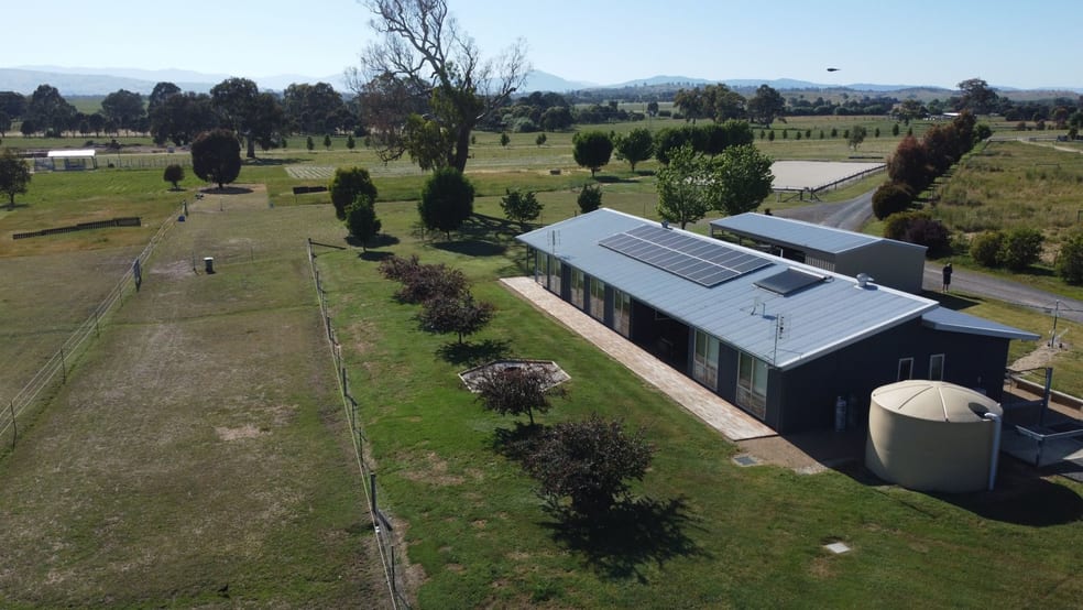 69 Dundas Court Mansfield VIC 3722 - Image 3