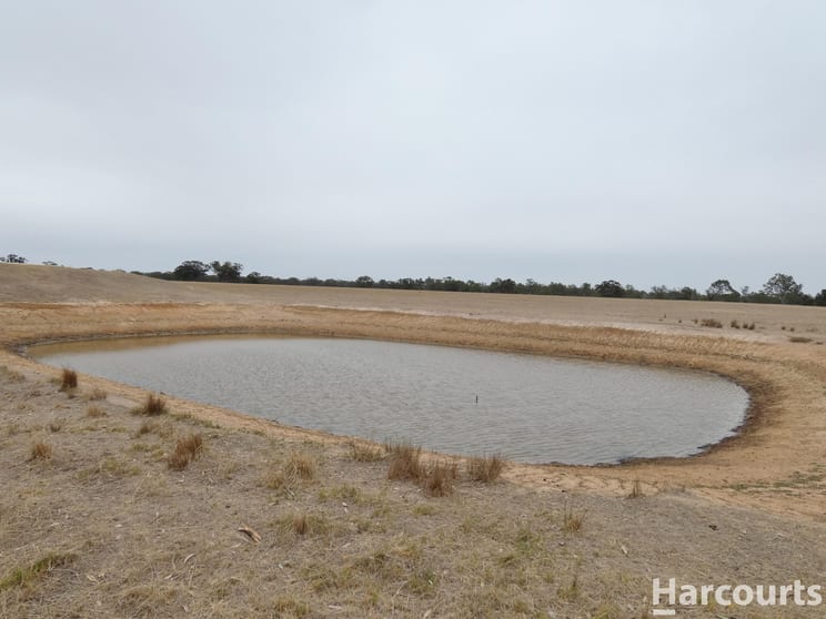 . Elliots Lane Clear Lake VIC 3409 - Image 2