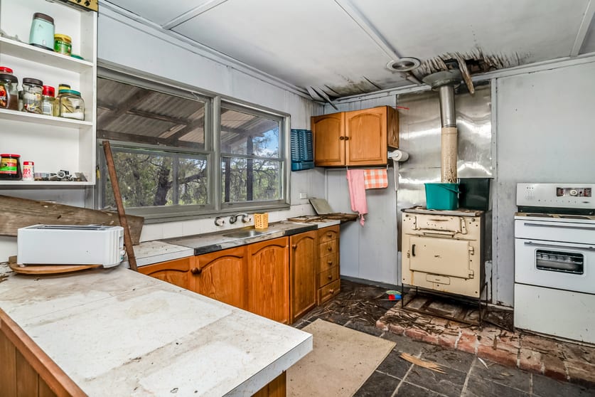 Click to view all images 64 Boughyard Lane Heathcote VIC 3523 - Image 3