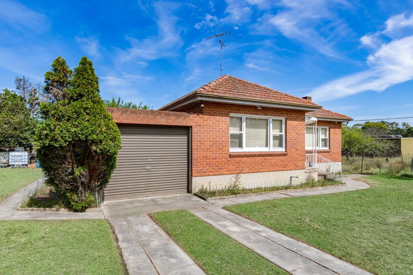 Click to view all images 742-746 Londonderry Road Londonderry NSW 2753 - Image 3