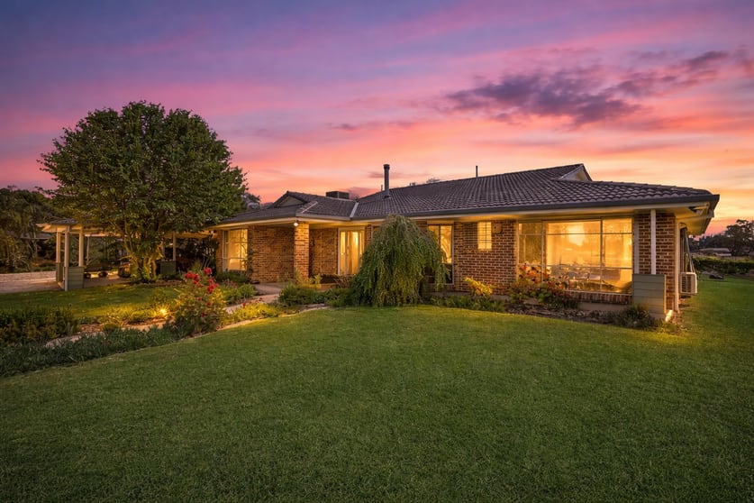 Click to view all images 26 Lonnie Road Leeton NSW 2705 - Image 1