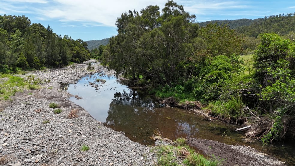 Click to view all images 305 Mulgowie Rd Townson QLD 4341 - Image 3