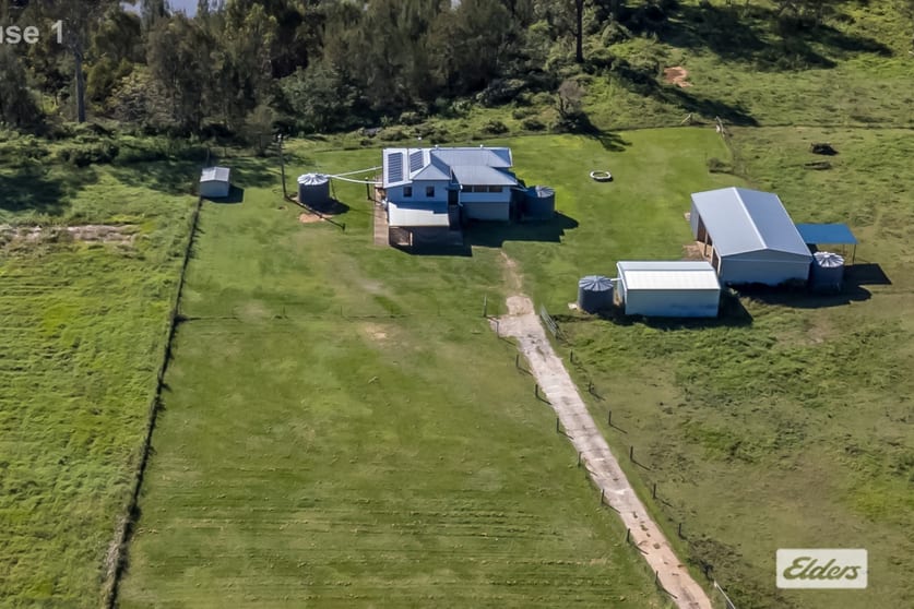 Click to view all images 276 Sandy Creek Road Grantham QLD 4347 - Image 3