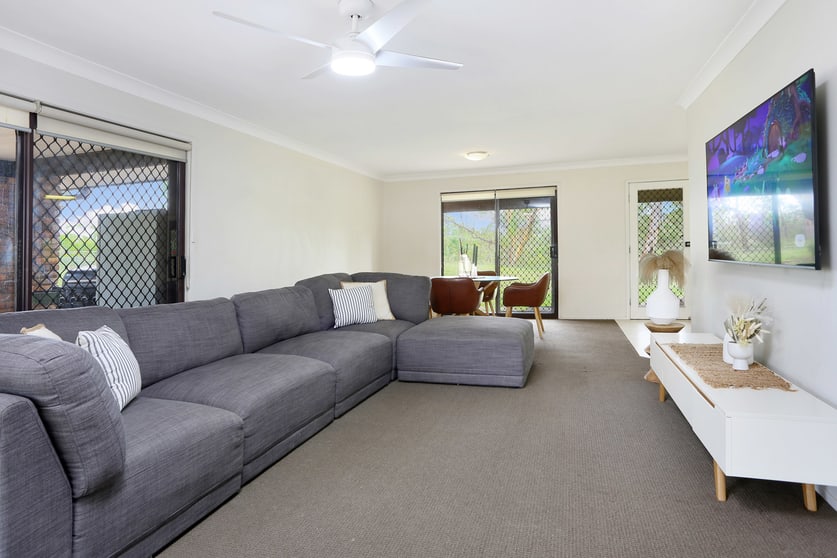 Click to view all images 317 Pitt Town Road Kenthurst NSW 2156 - Image 2
