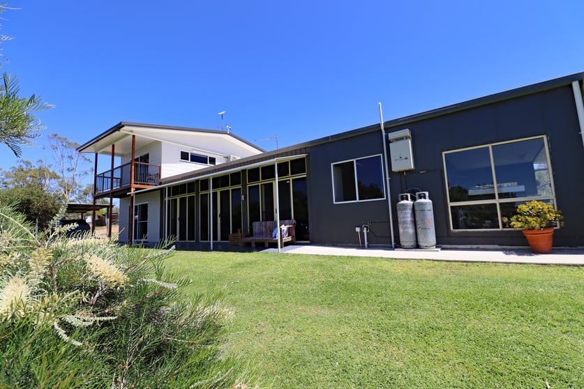 Click to view all images 739 Coal Road Dumgree QLD 4715 - Image 1