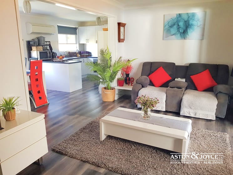 Click to view all images 147B Simpson Drive Grenfell NSW 2810 - Image 2
