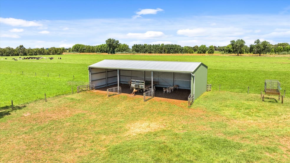 Click to view all images 22 Mewburn Park Road Tinamba VIC 3859 - Image 3