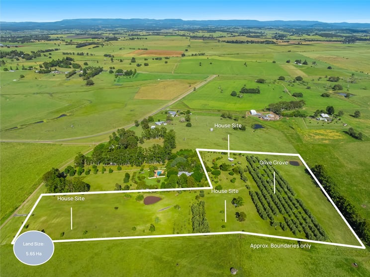 Click to view all images 17 Tomkinsons Road Backmede NSW 2470 - Image 2