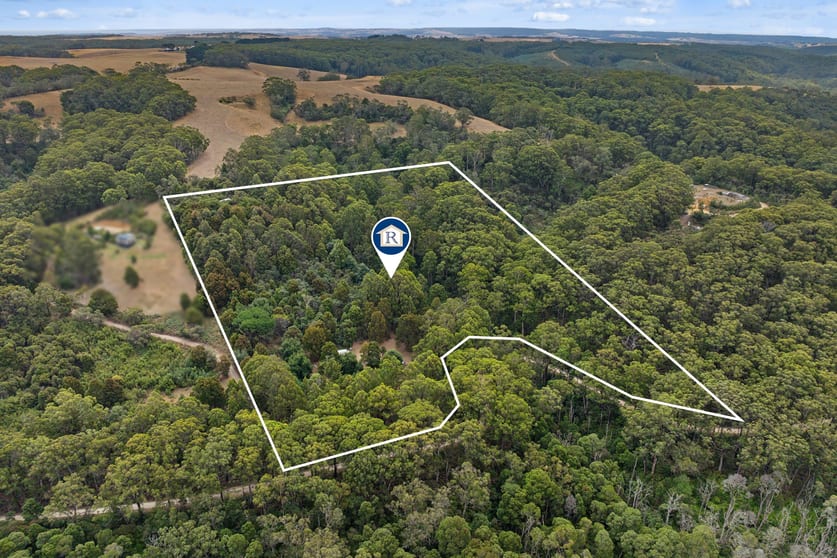Click to view all images 189 Gellibrand River Road Gellibrand Lower VIC 3237 - Image 1
