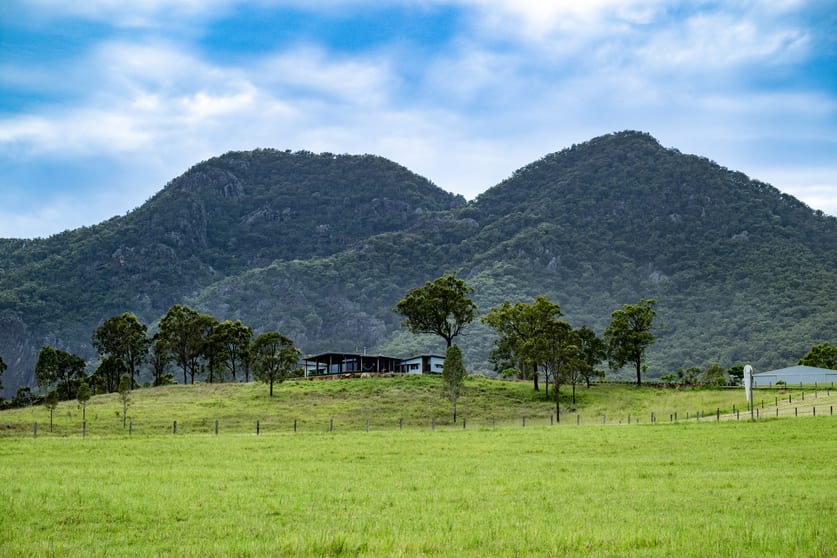 Click to view all images 437 Croftby Road Moogerah QLD 4309 - Image 2