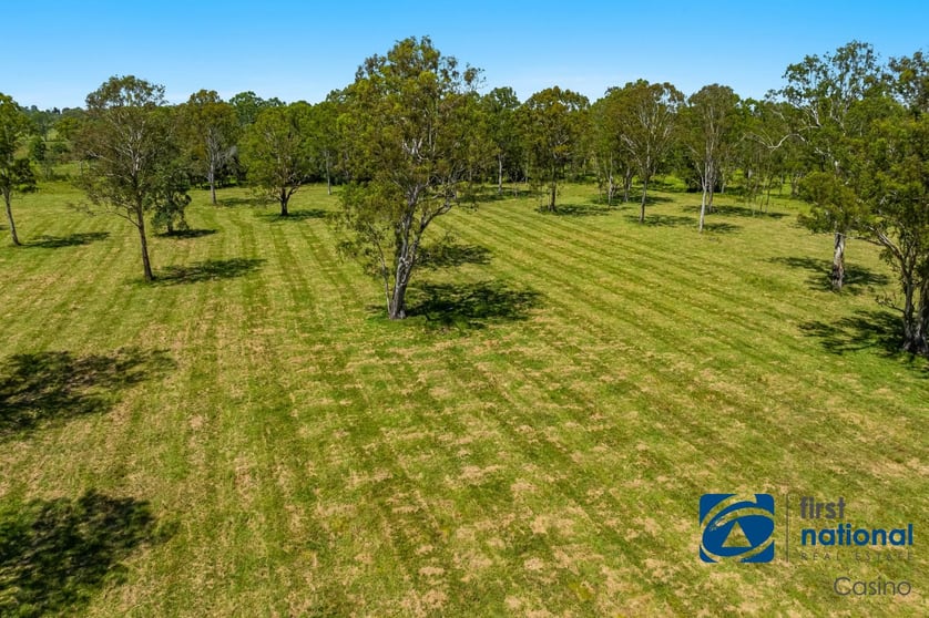 Click to view all images 96 Holleys Lane Yorklea NSW 2470 - Image 2