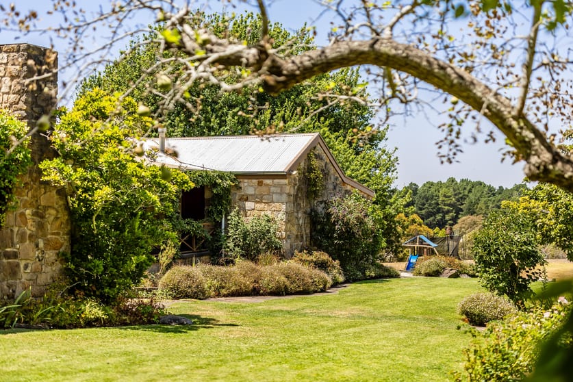 Click to view all images 559 Longwood Road Longwood SA 5153 - Image 2