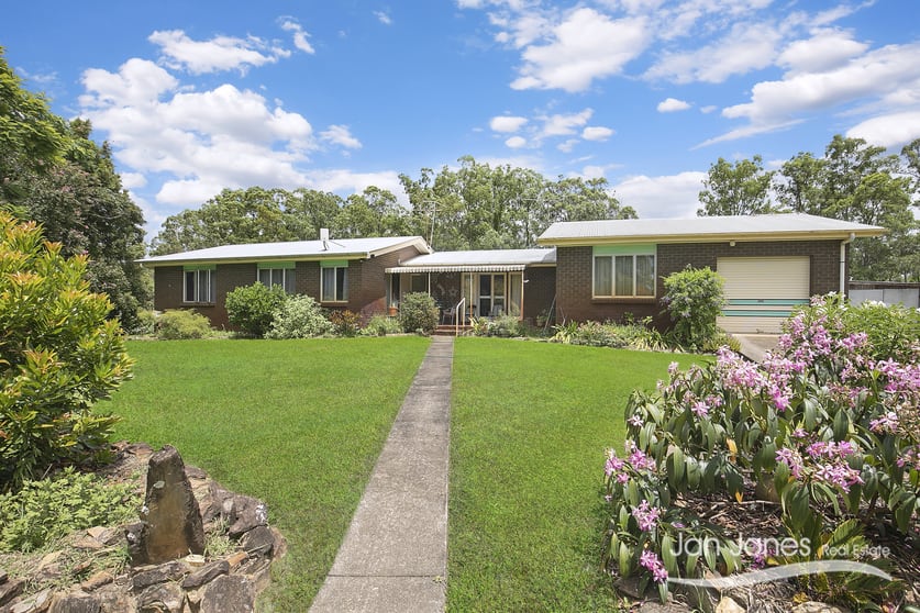 Click to view all images 75-235 Jackson Road Wamuran QLD 4512 - Image 2