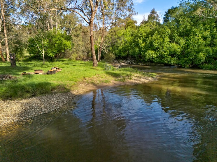Click to view all images 2781 Maroondah Highway Taggerty VIC 3714 - Image 1