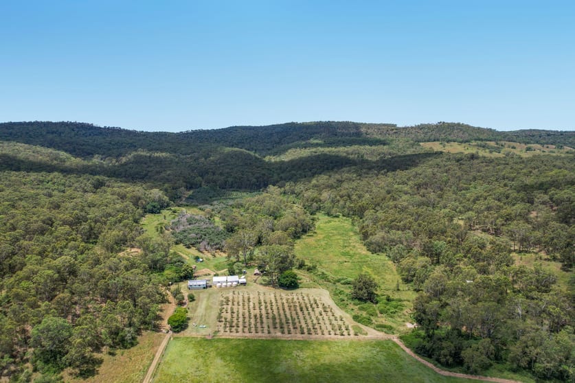 Click to view all images 9 Cedar Gully Lane Mulgowie QLD 4341 - Image 1