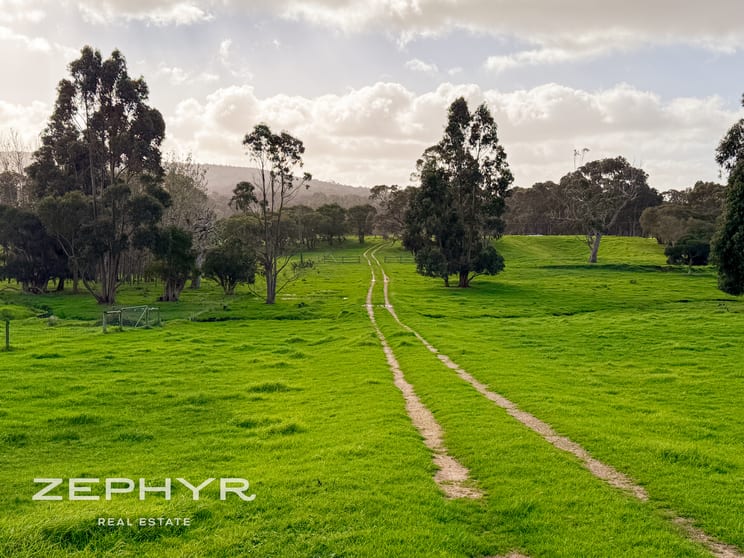 Click to view all images Mount Richard Road Nanarup WA 6330 - Image 1