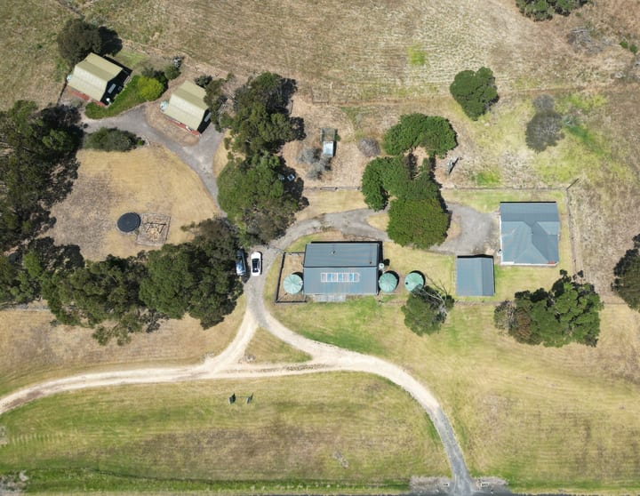 Click to view all images 7711 Great Ocean Road Princetown VIC 3269 - Image 2