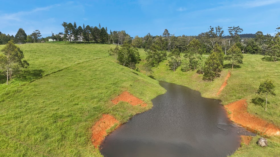 Click to view all images 3 Clarke Range Road Crediton QLD 4757 - Image 2