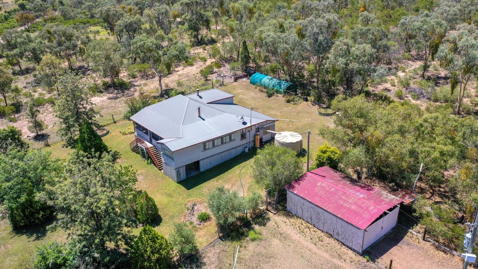 Click to view all images 329 Carbean Road Karara QLD 4352 - Image 2