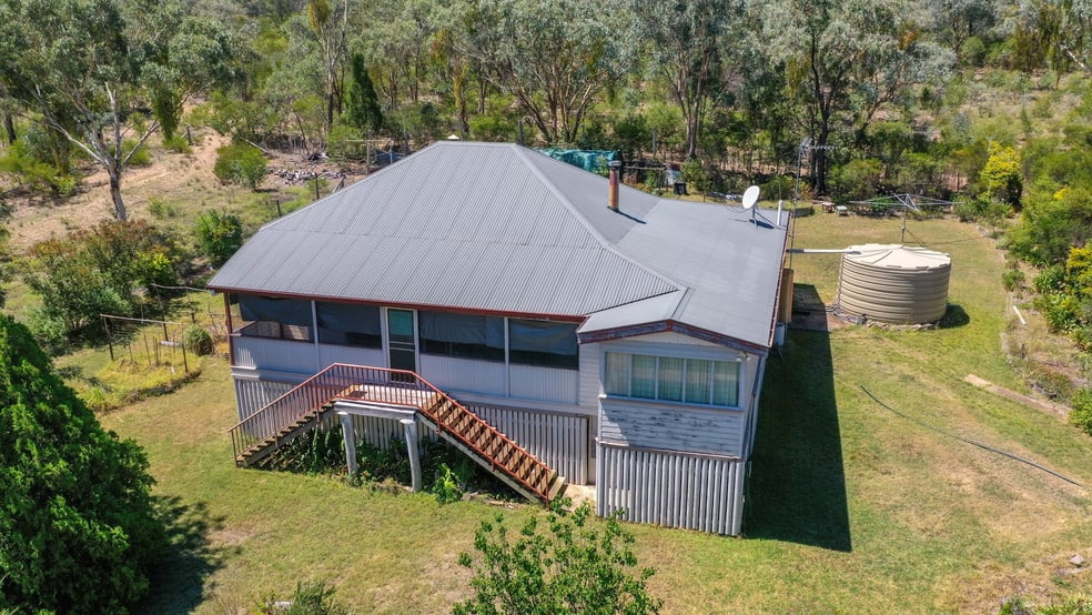 Click to view all images 329 Carbean Road Karara QLD 4352 - Image 3