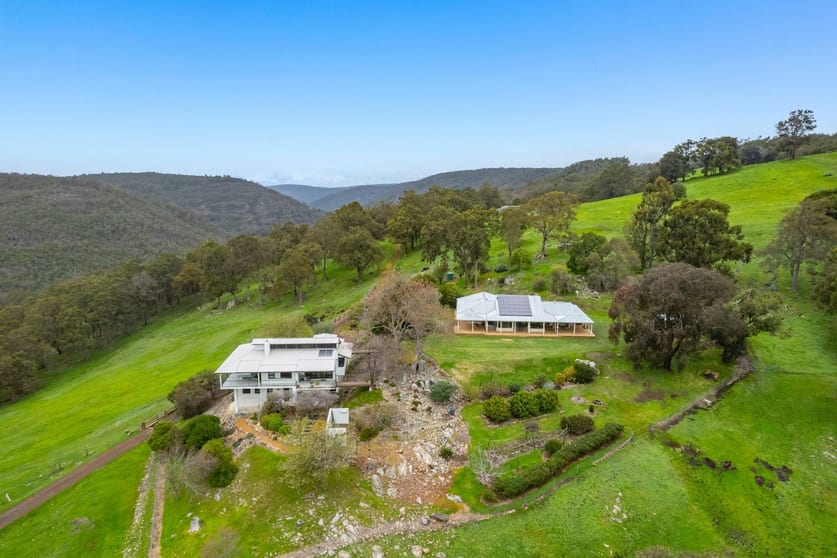 Click to view all images 664 Collie River Road Burekup WA 6227 - Image 1
