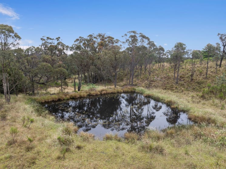 Click to view all images 'Deodara' 158 Millynn Road Bywong NSW 2621 - Image 2