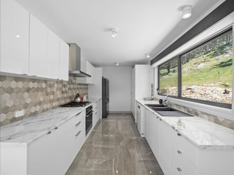 Click to view all images 588 Euroa-Mansfield Road Euroa VIC 3666 - Image 3
